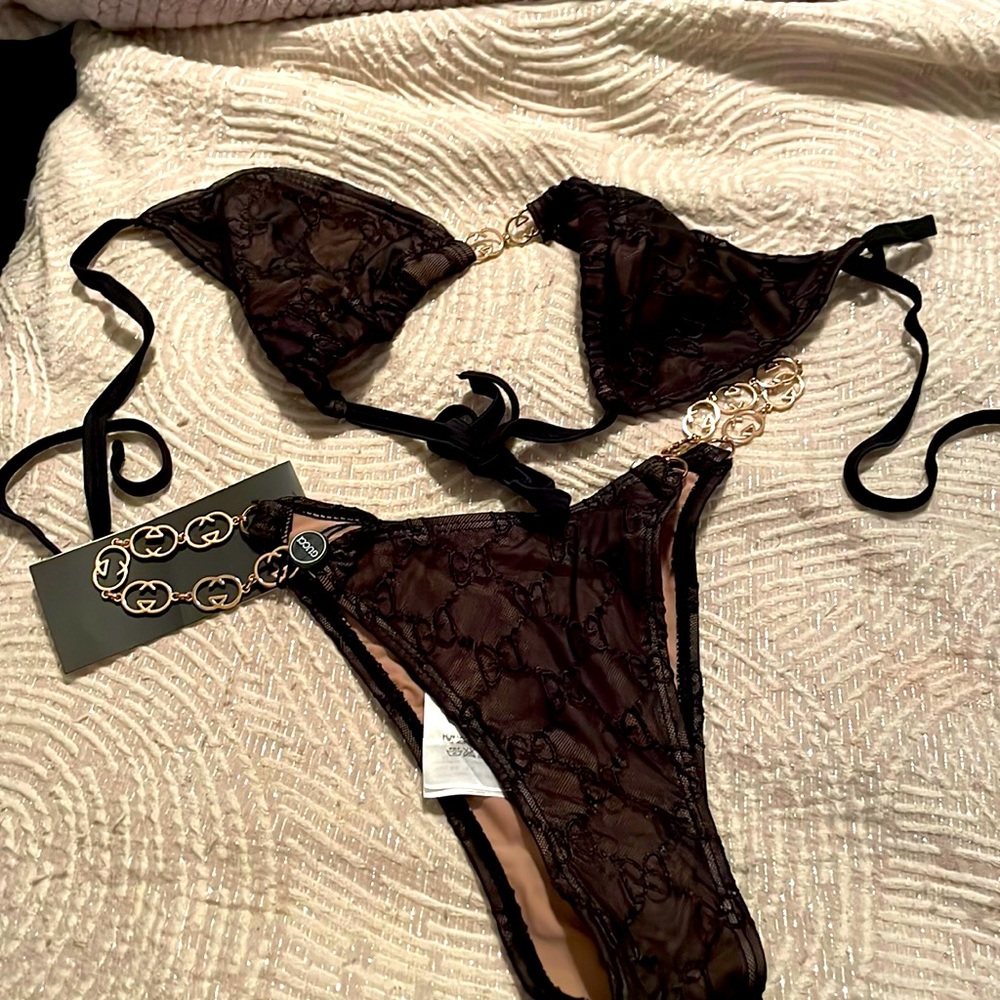 Bathing suit or lingerie